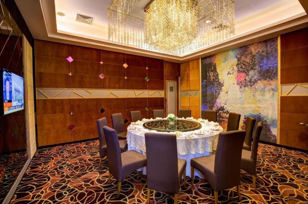 Halong Pearl Hotel Hạ Long-öböl Kültér fotó